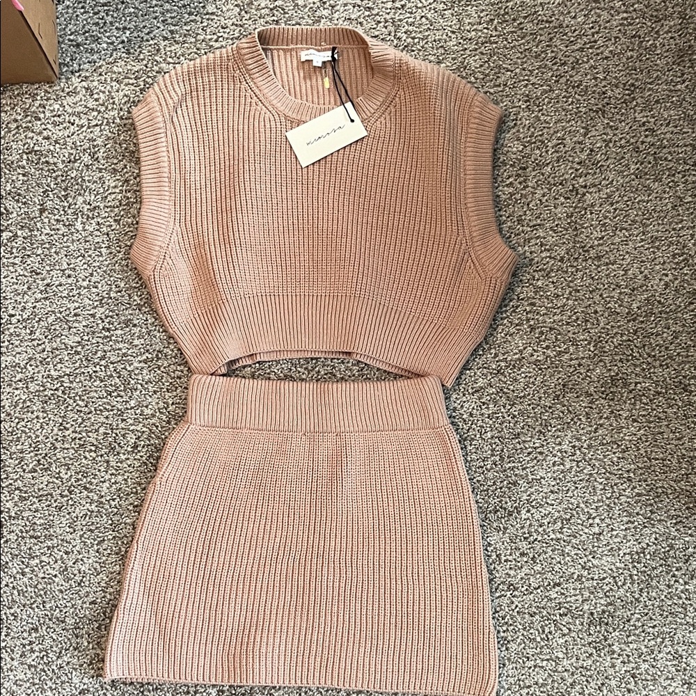 Ribbed Knit Crop Top & Mini Skirt Set - Blush/tan